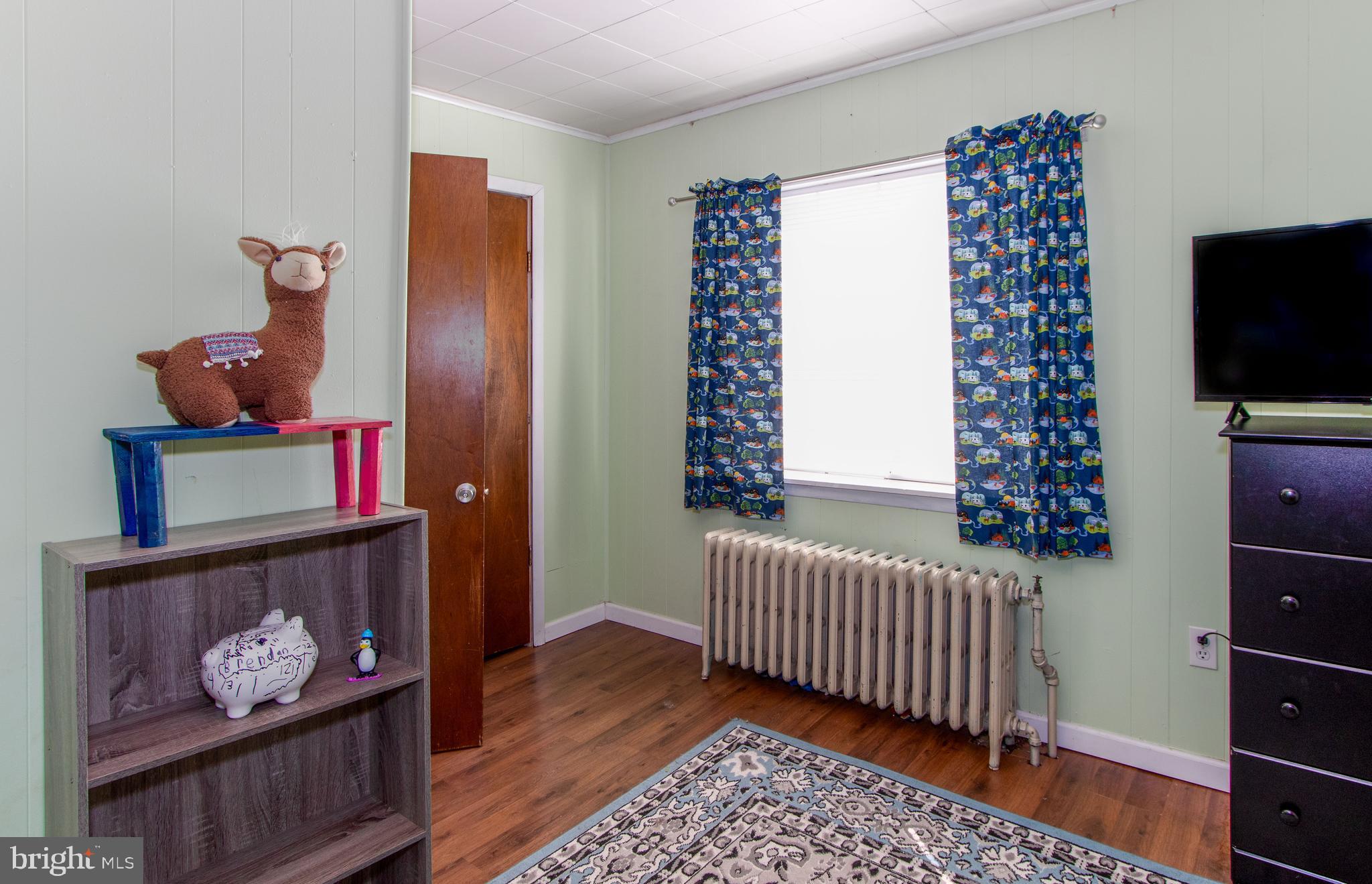 221 N 11th STREET
