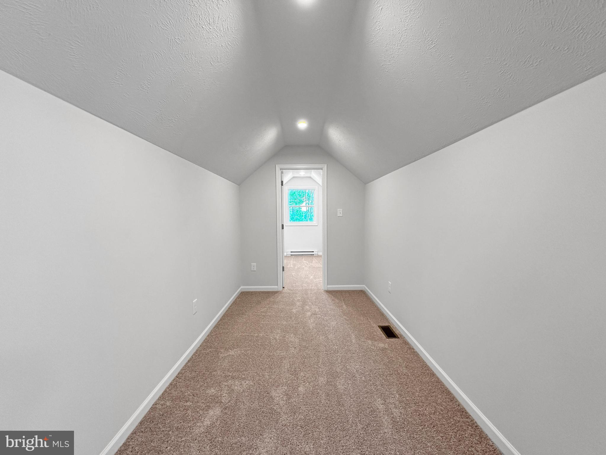198 Brentwood Dr