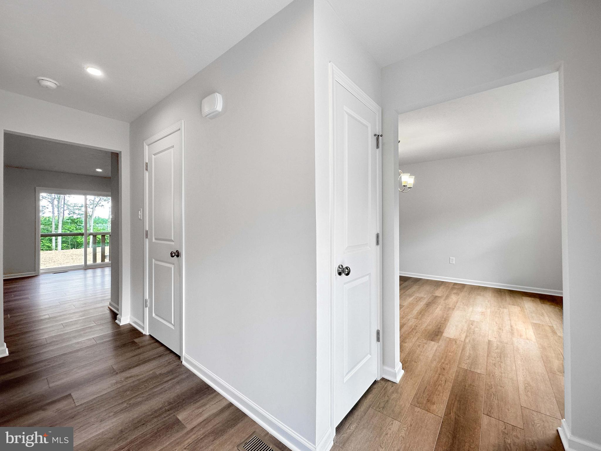 198 Brentwood Dr