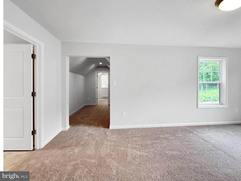 198 Brentwood Dr