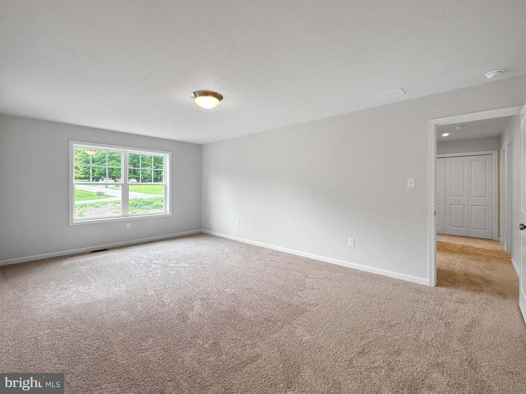 198 Brentwood Dr