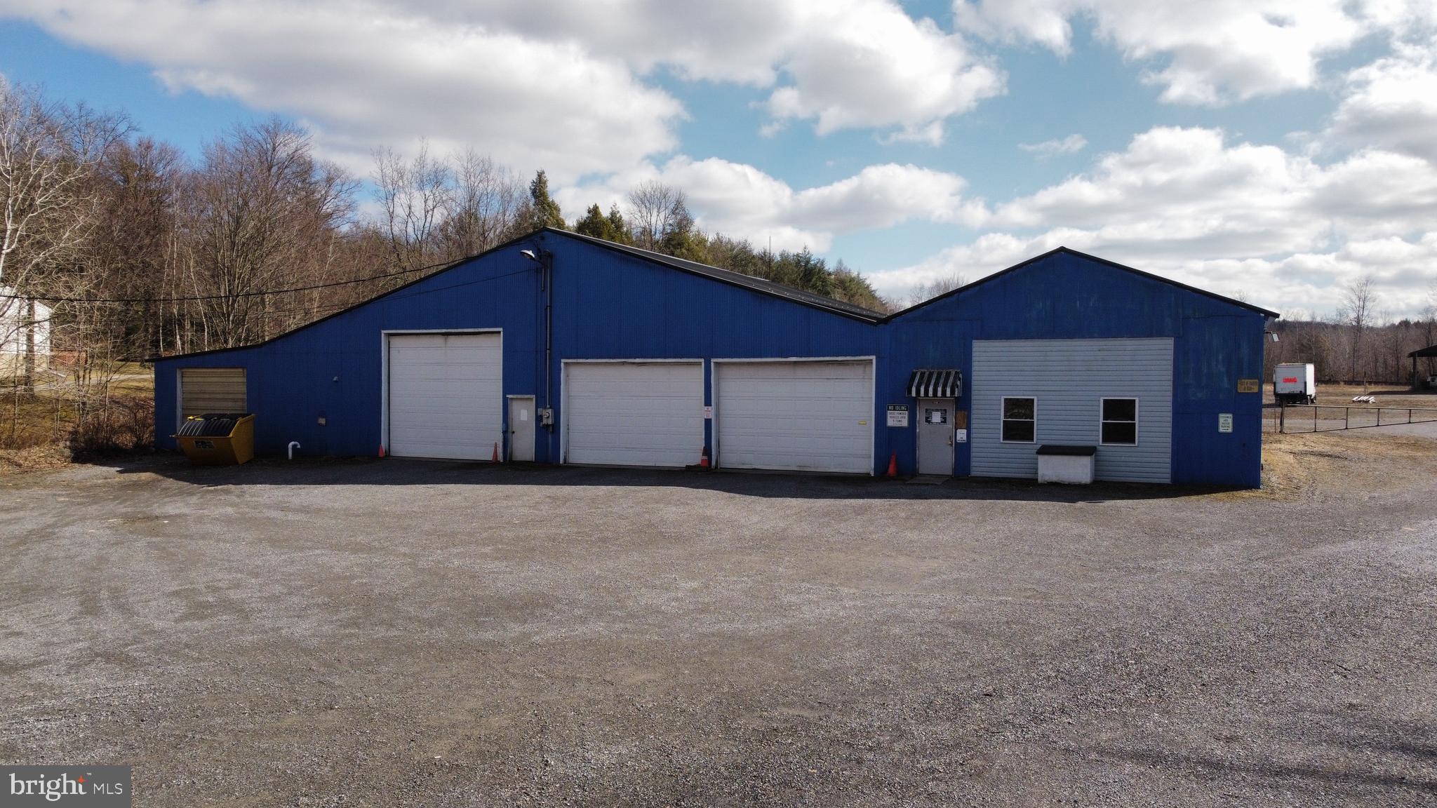 132 & 106 Coaldale Rd