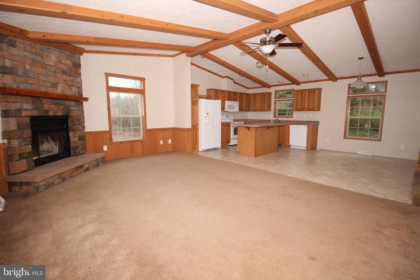 326 Fountain Rd