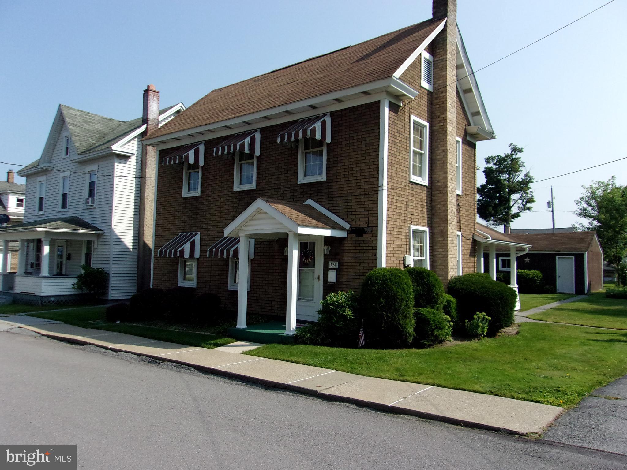 328 Tenth Street