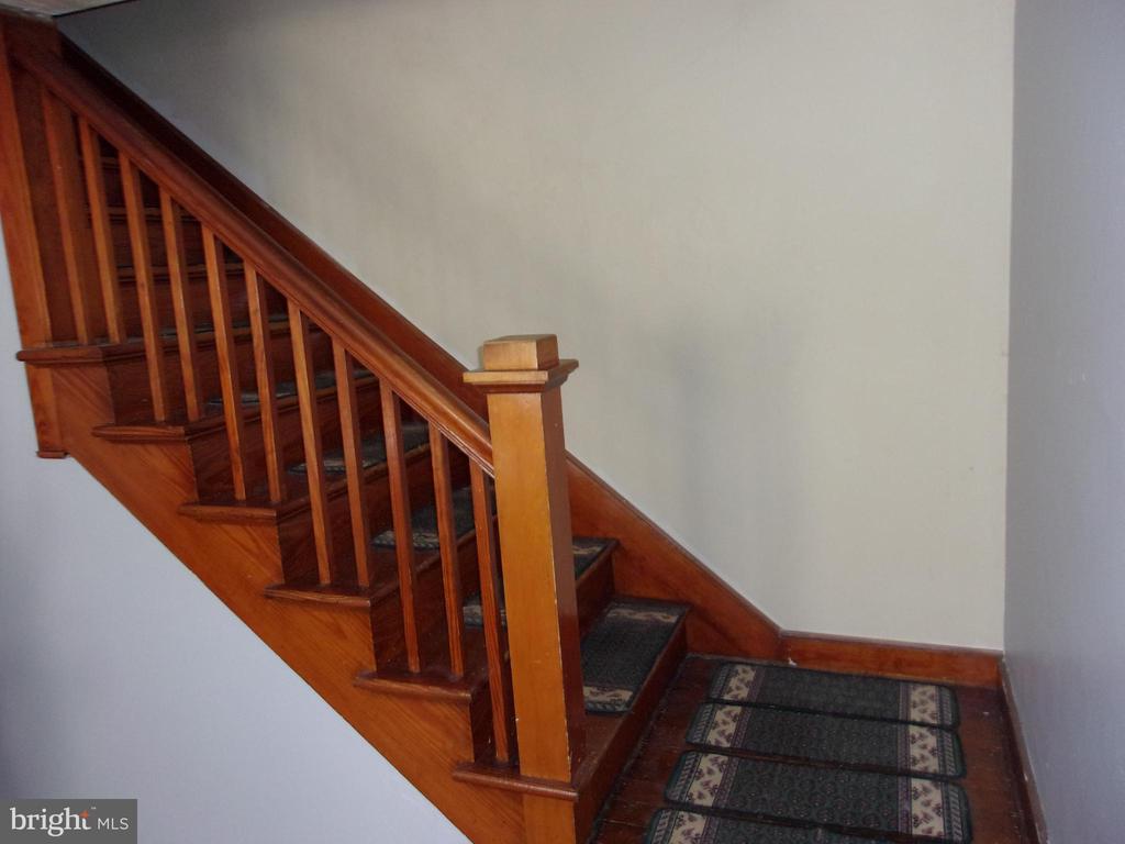 206 Walnut Street
