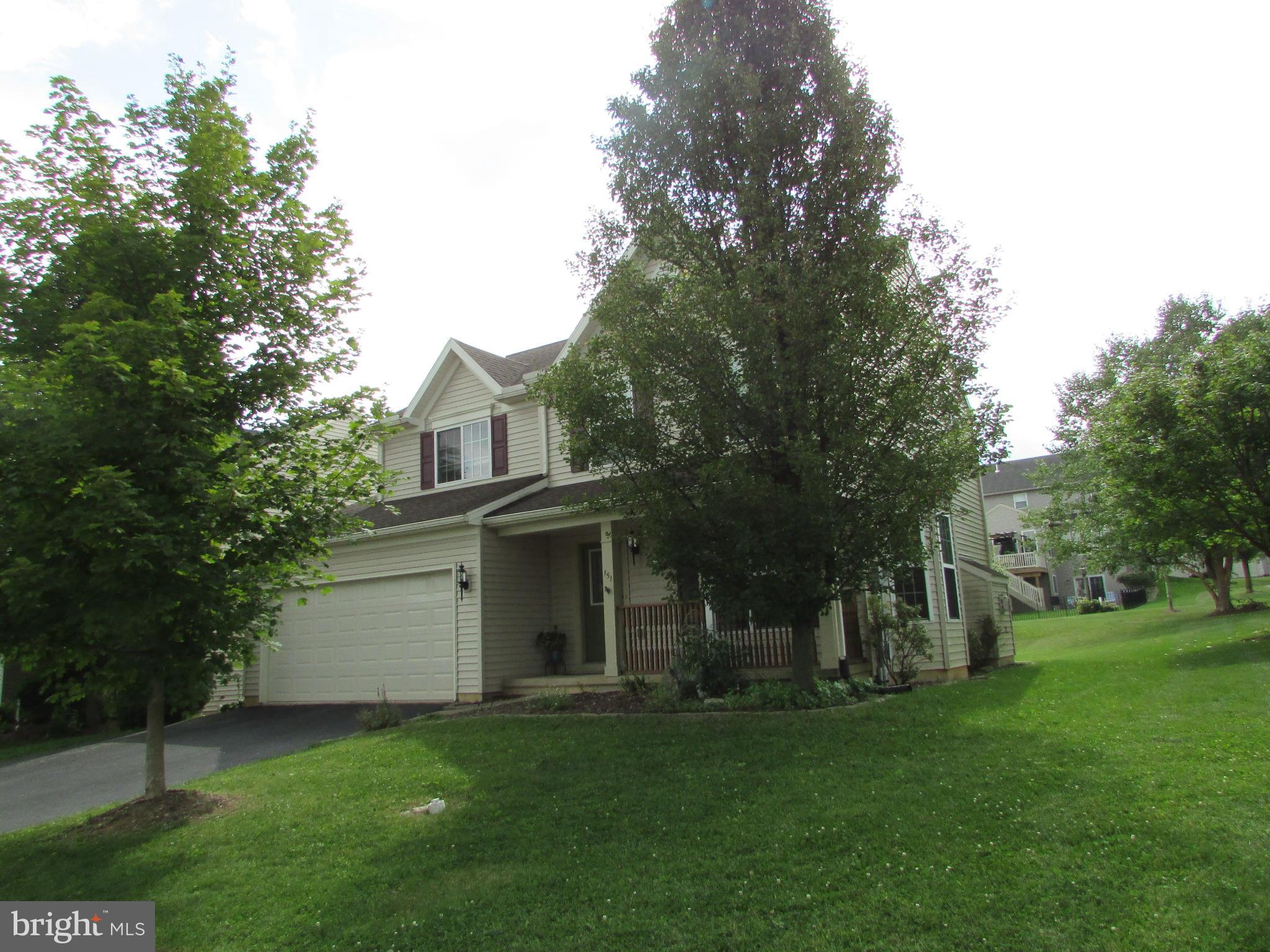 151 Farmington Ln