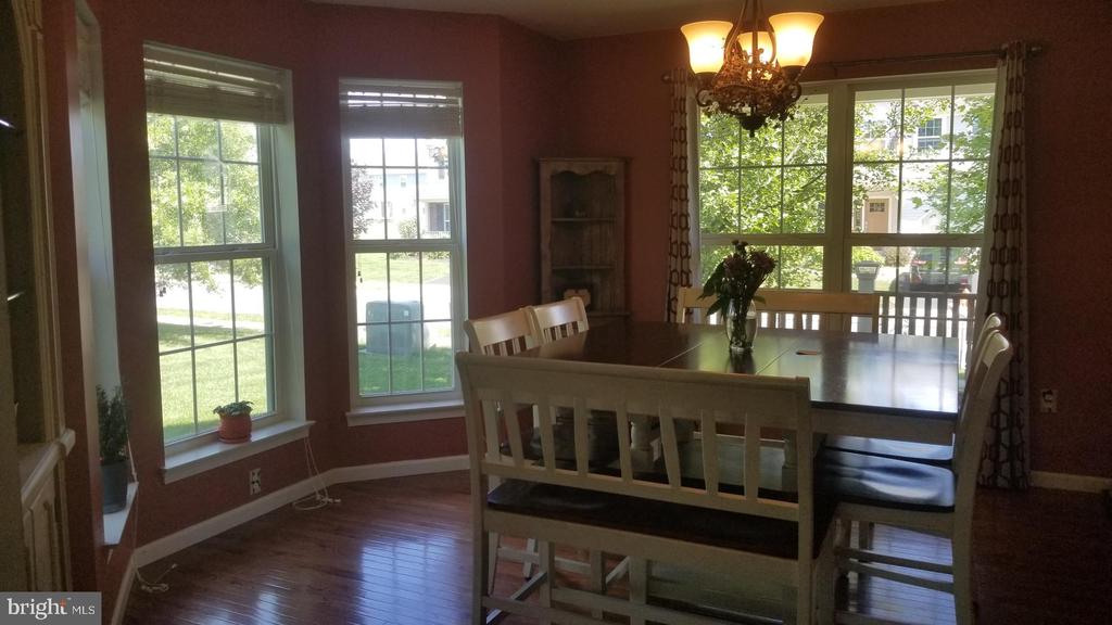 151 Farmington Ln