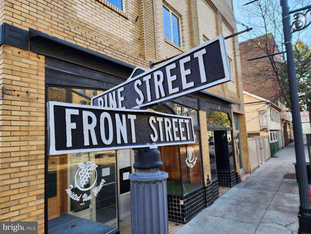 142 N Front St