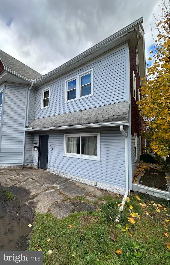 100 E Beaver St