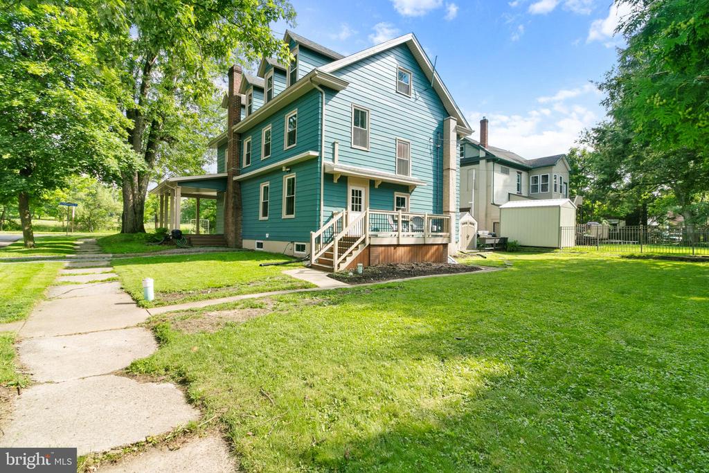 419 E Presqueisle St