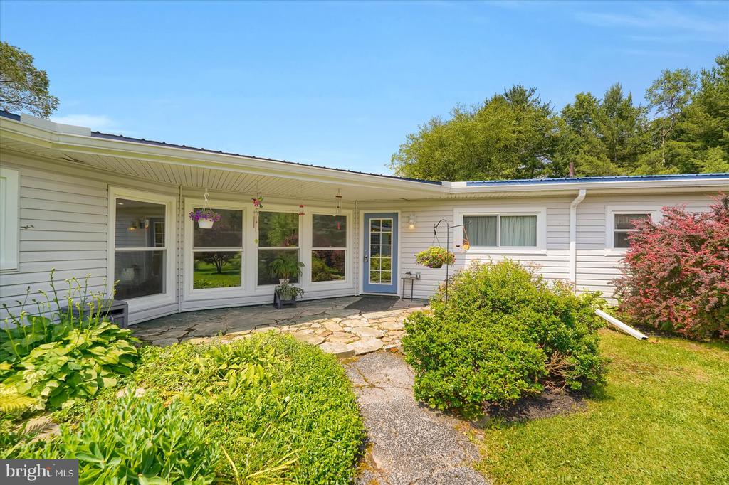 159 SYCAMORE DRIVE