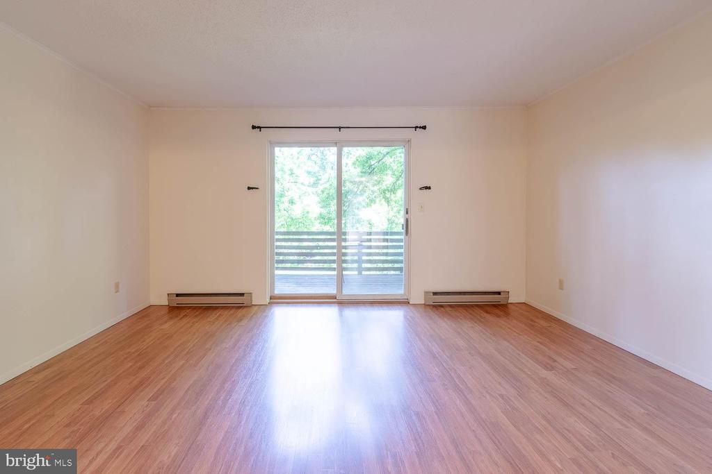 1109 TEABERRY LANE