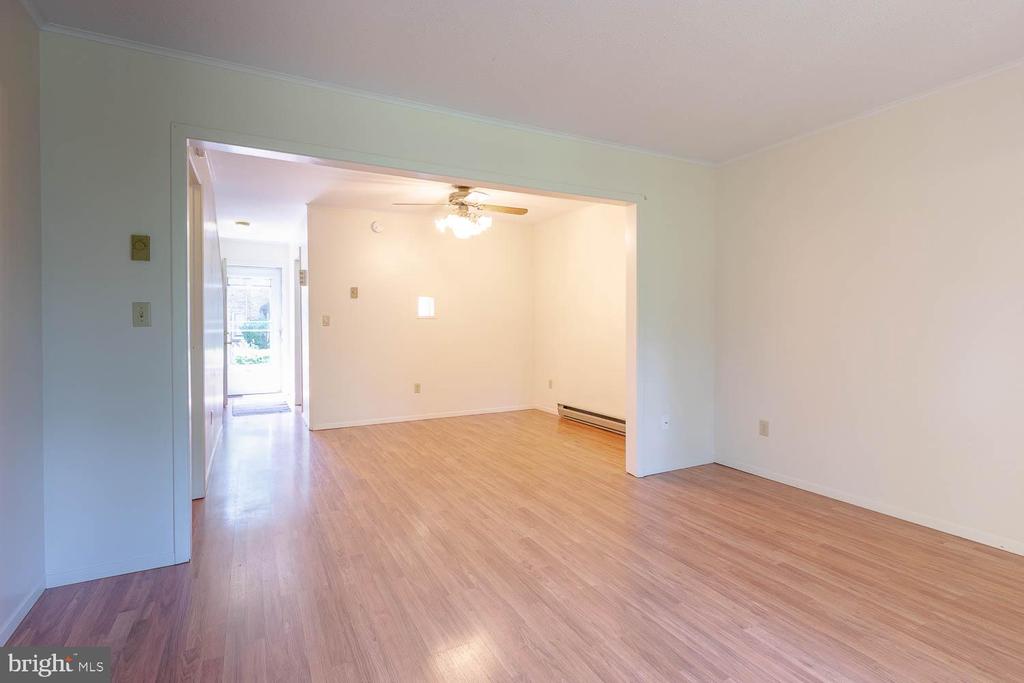 1109 TEABERRY LANE