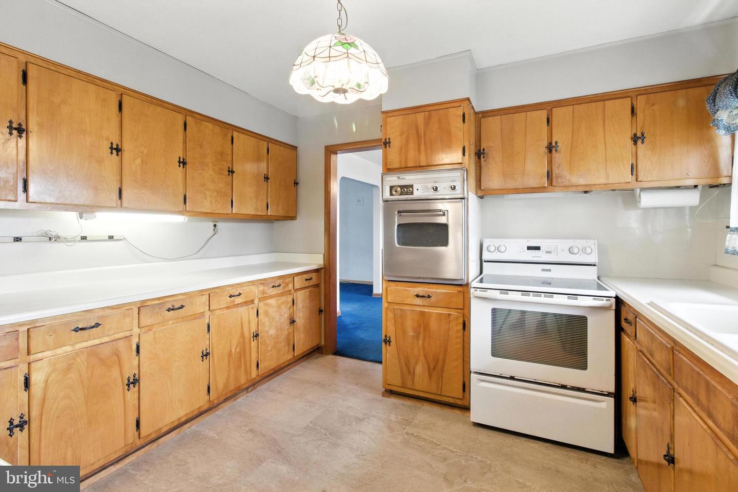 415 S 4th St