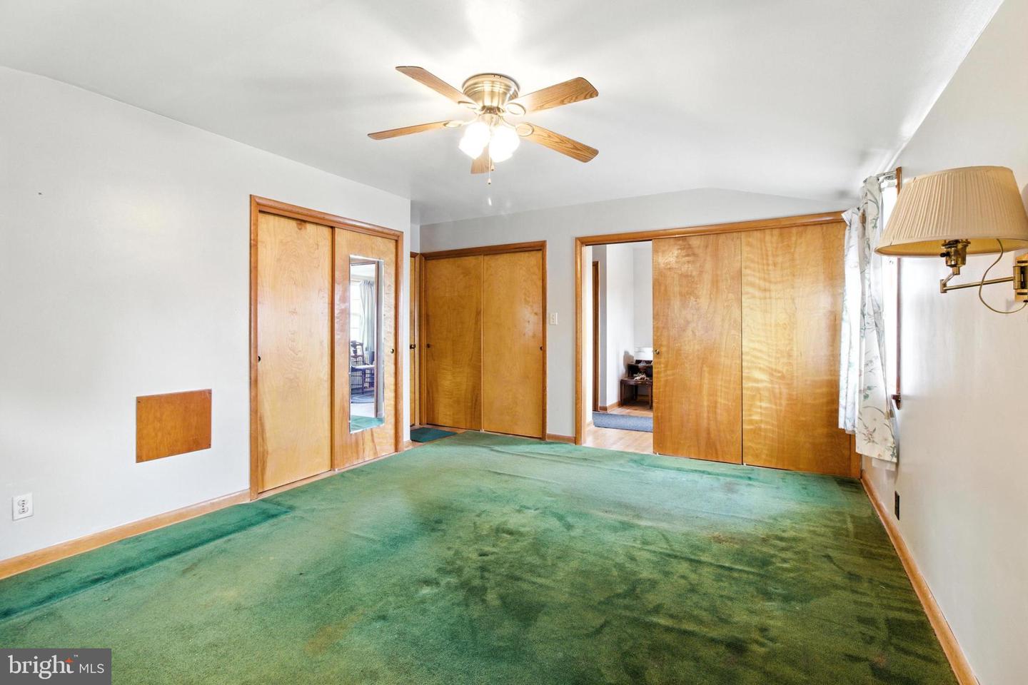 415 S 4th St