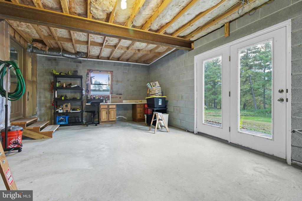 1532 CLARENCE ROAD