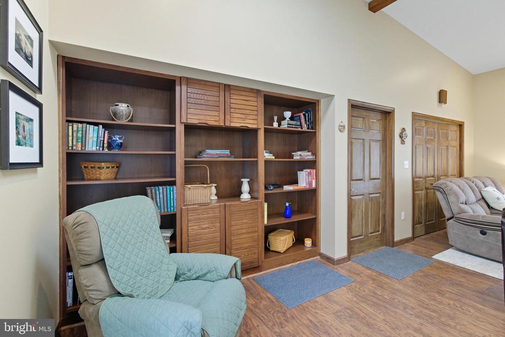 1532 CLARENCE ROAD