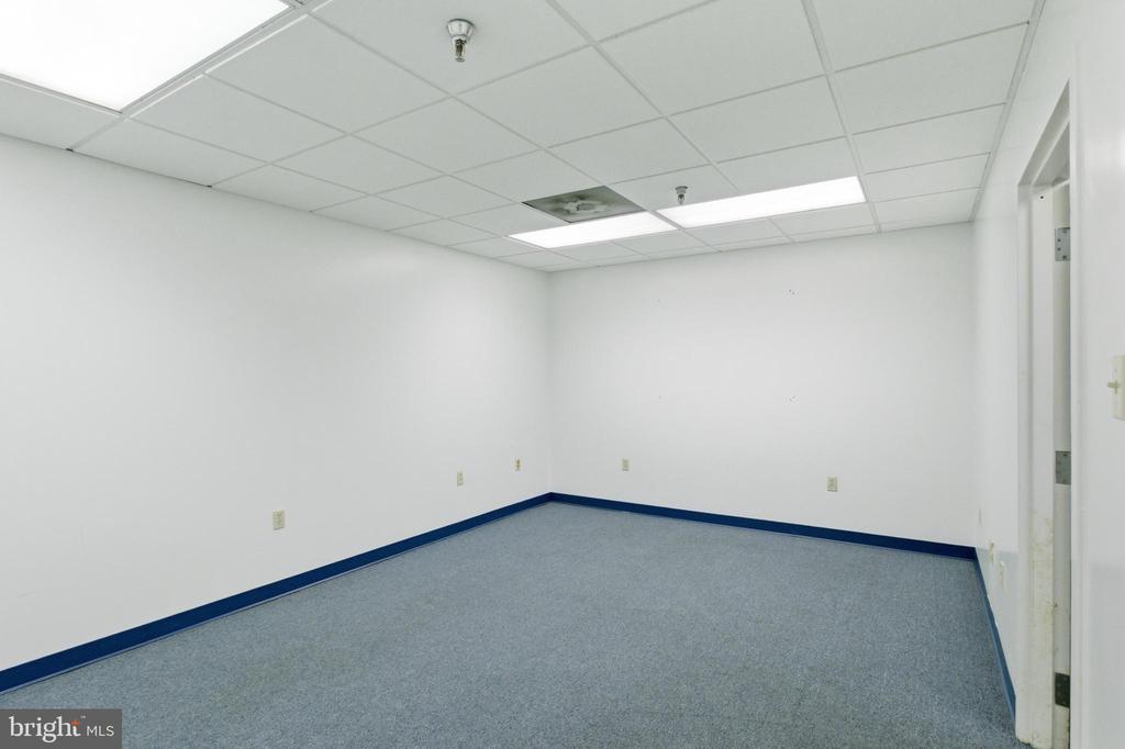 200 SHADY LANE 100, 130, AND 190