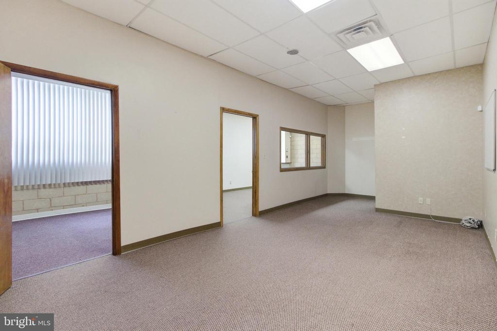 200 SHADY LANE 100, 130, AND 190