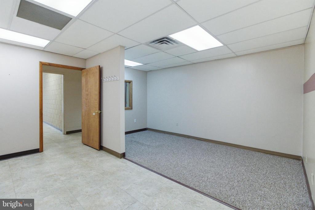 200 SHADY LANE 100, 130, AND 190