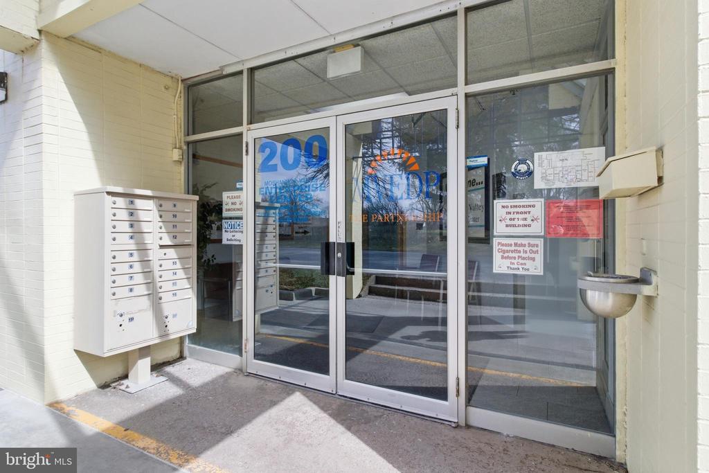 200 SHADY LANE 100, 130, AND 190