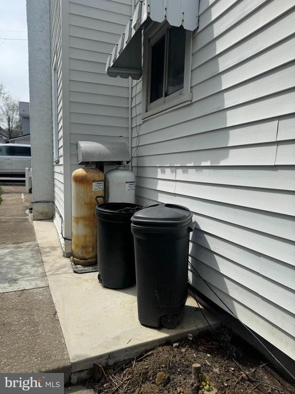 210 N 11TH STREET