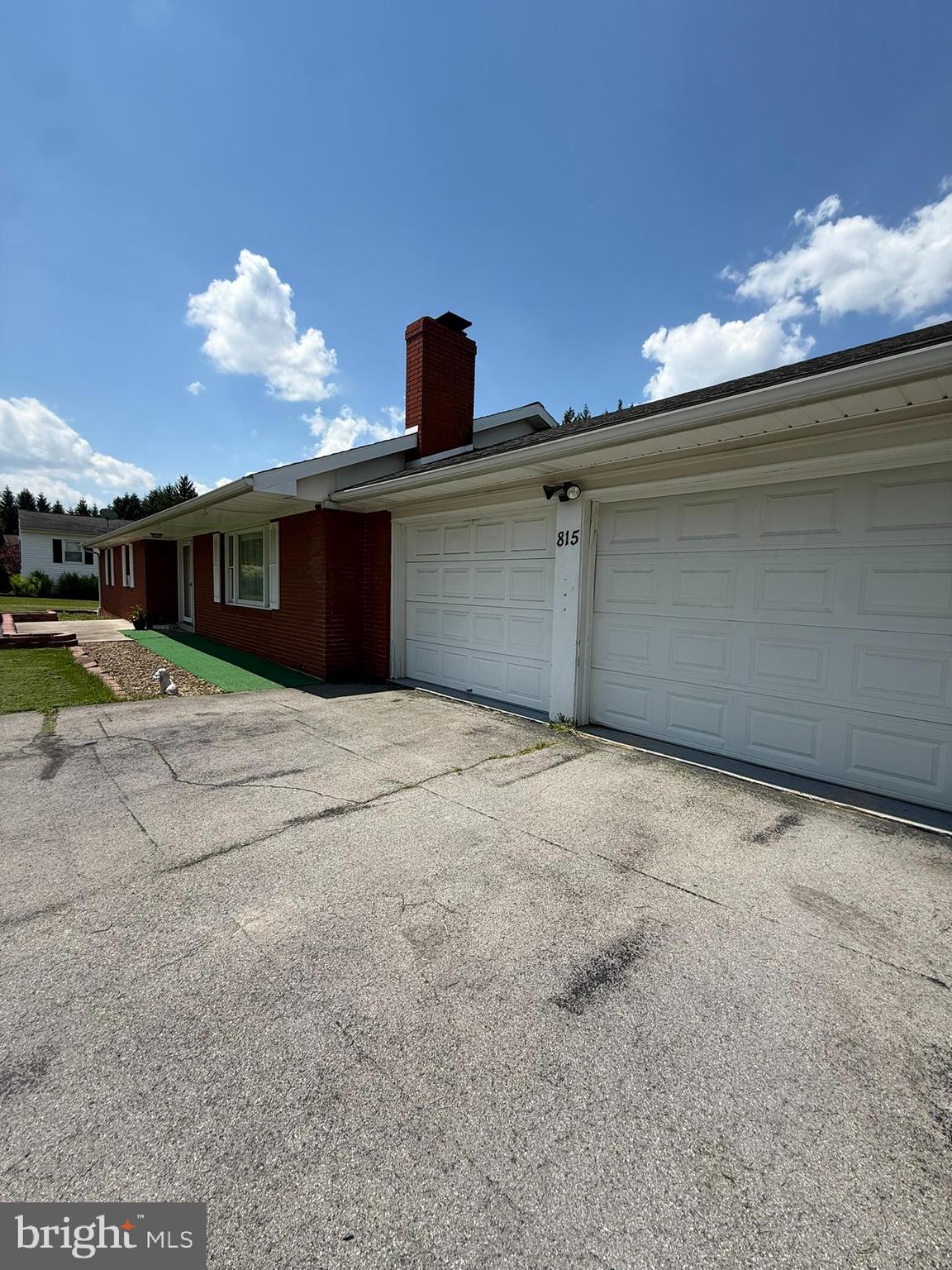 815 TYRONE PIKE