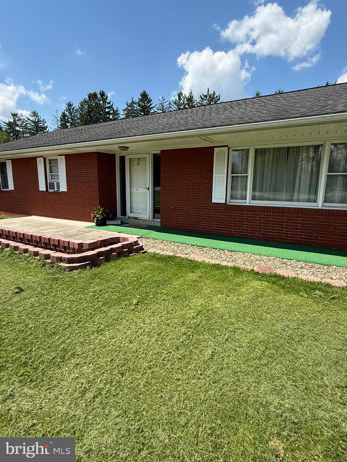 815 TYRONE PIKE