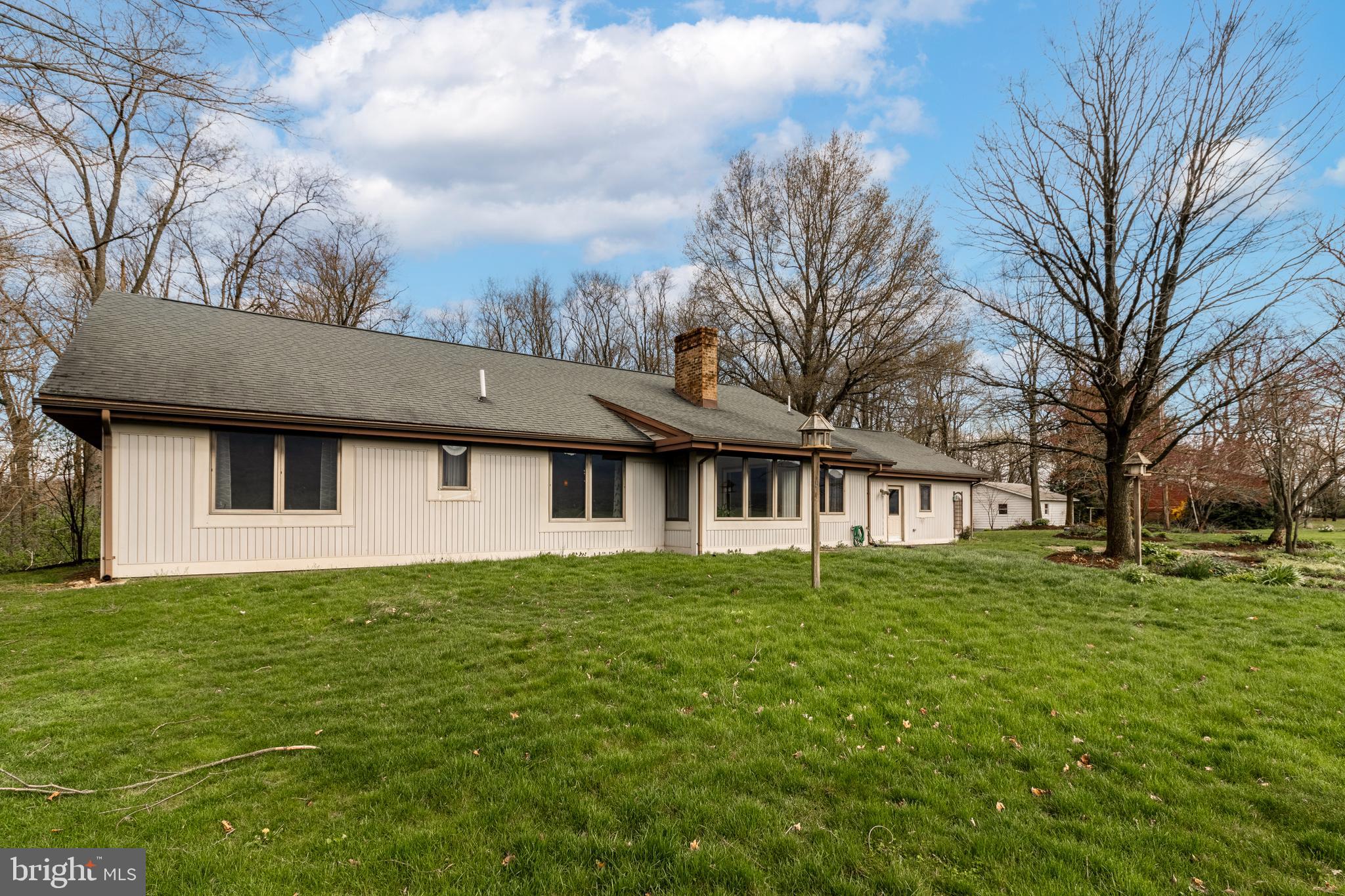 2287 Spruce Creek Rd