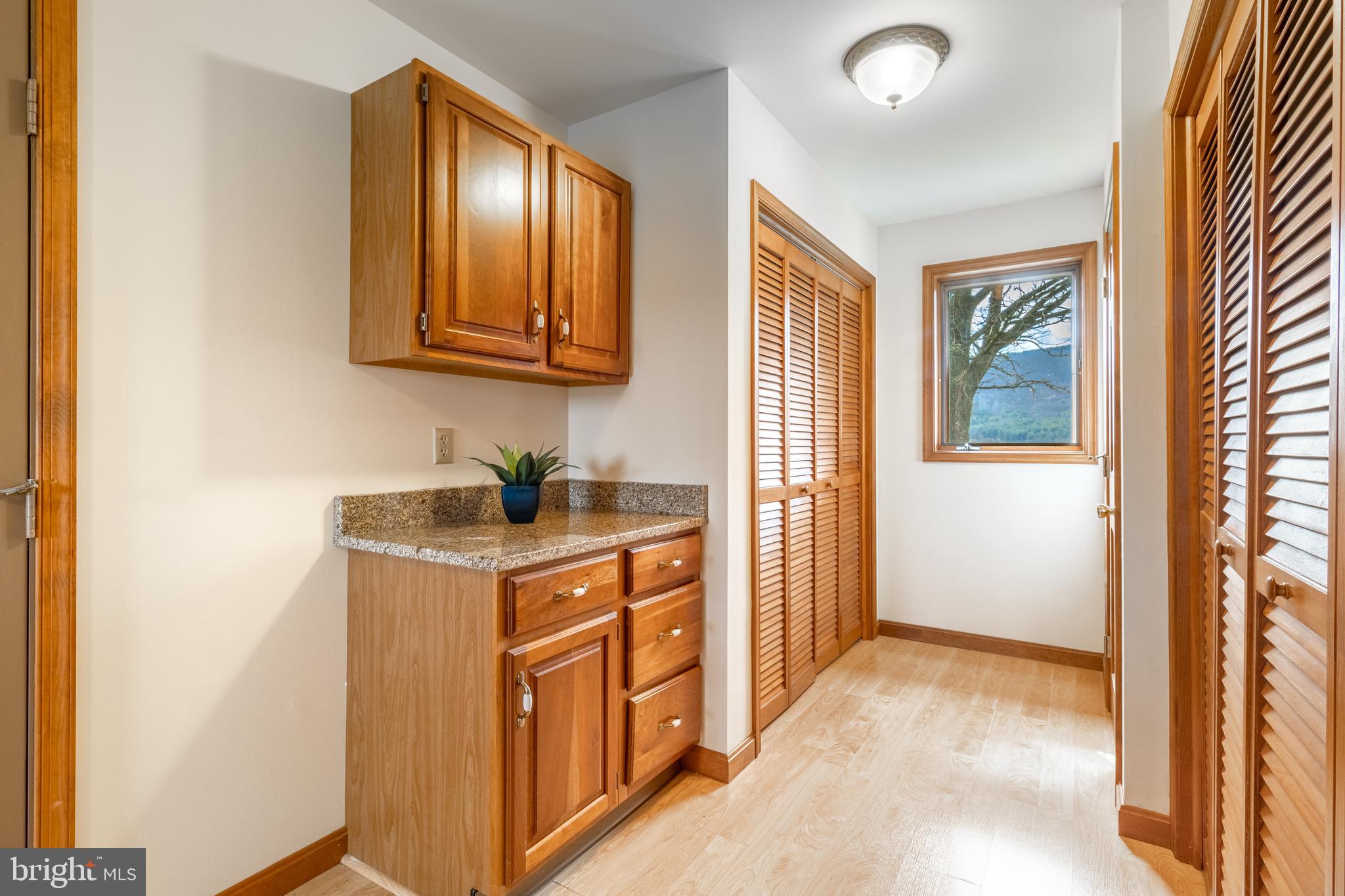 2287 Spruce Creek Rd