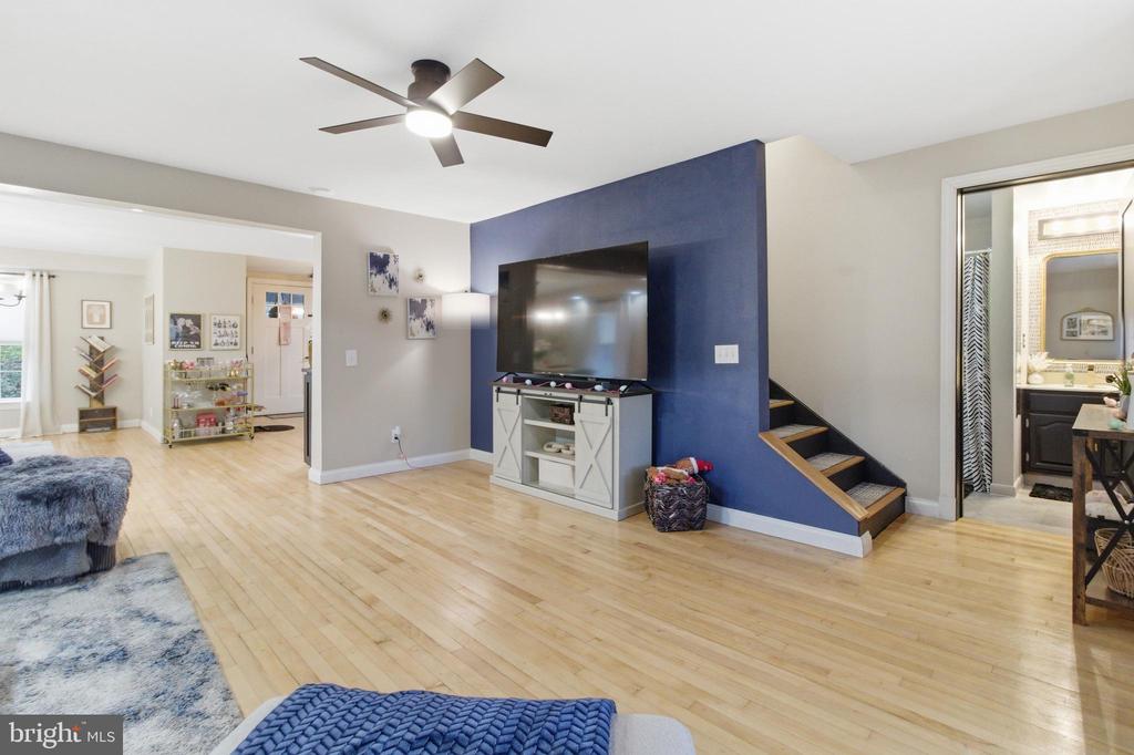 336 E MAIN STREET