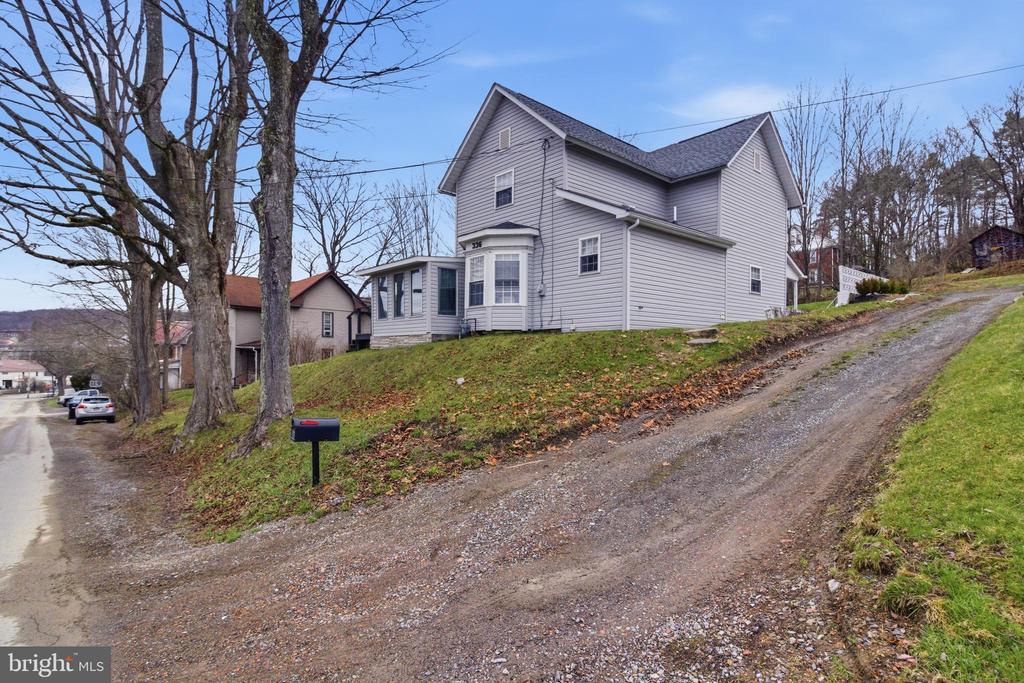 336 E MAIN STREET