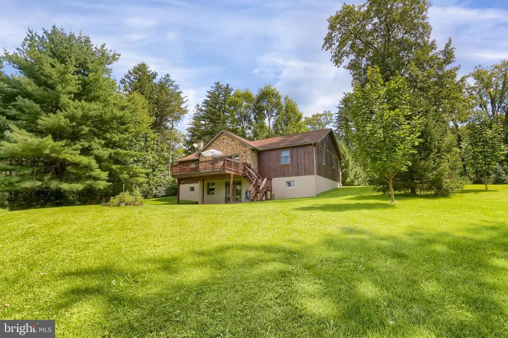 200 Blue Rock Ln