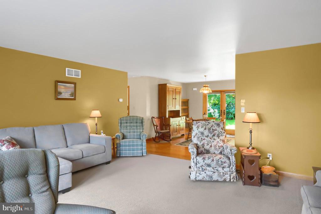 200 Blue Rock Ln