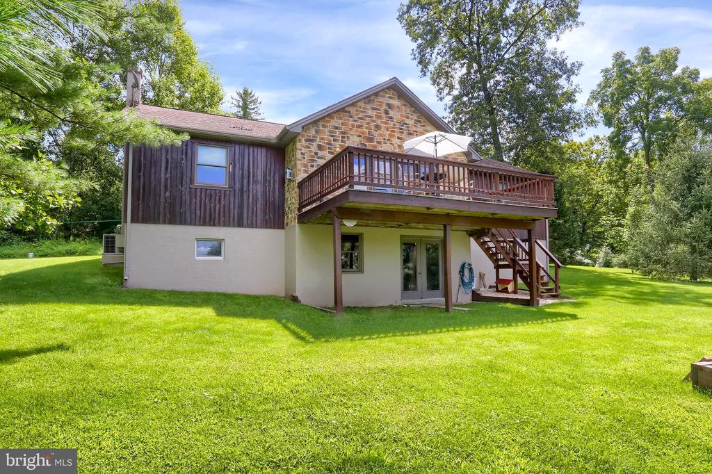 200 Blue Rock Ln