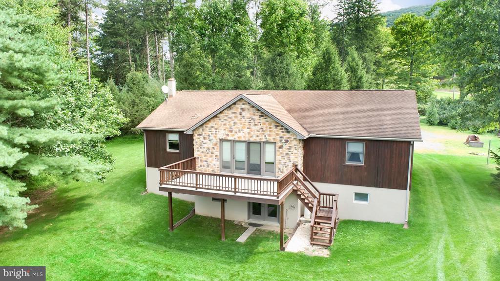 200 Blue Rock Ln