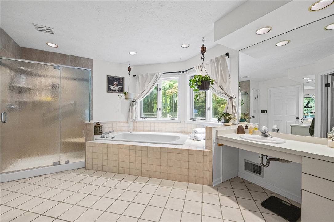 1226 Stafford Crescent