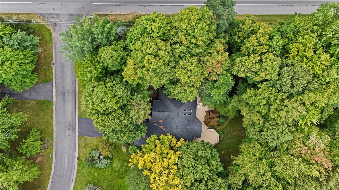 1226 Stafford Crescent