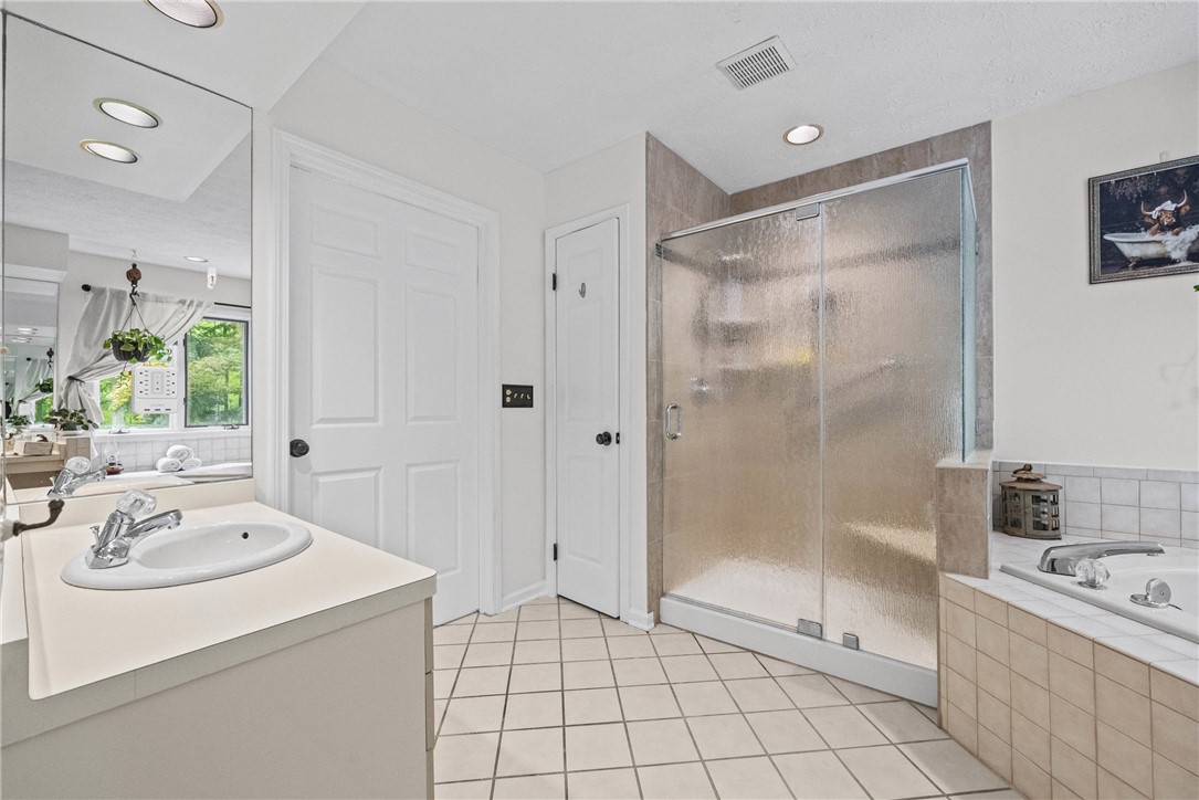 1226 Stafford Crescent