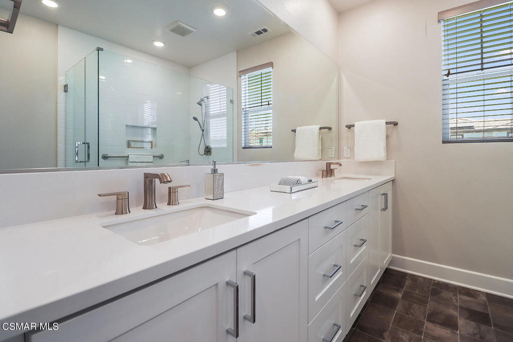 3068 Harrison Lane