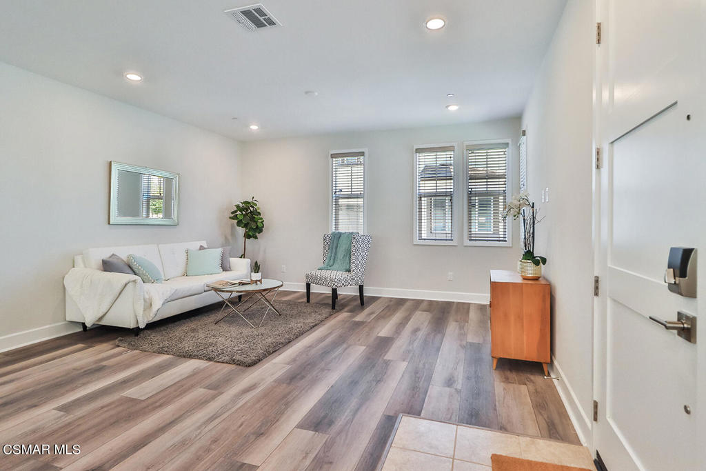 3068 Harrison Lane
