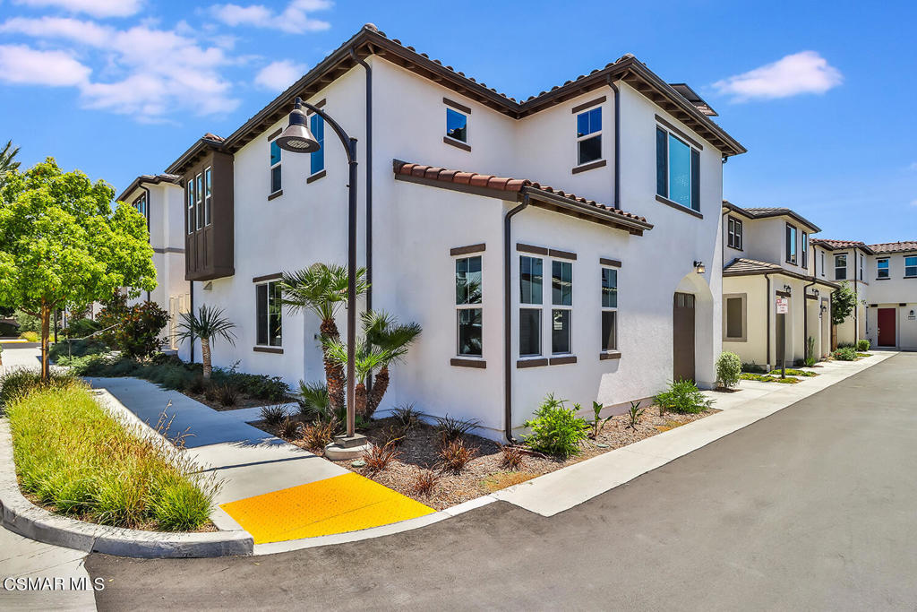 3068 Harrison Lane