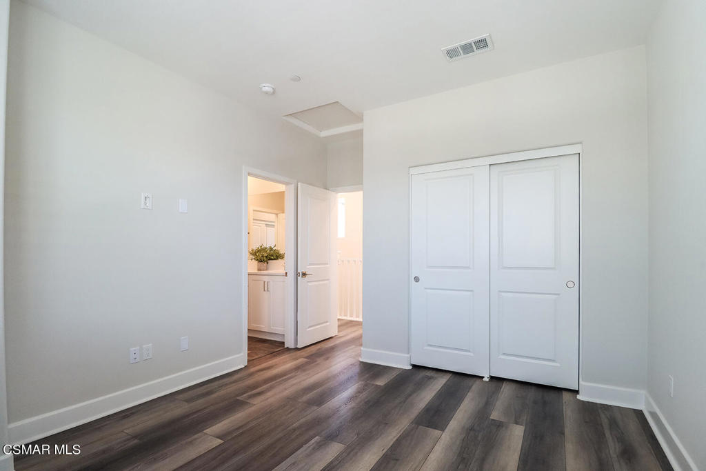 3068 Harrison Lane