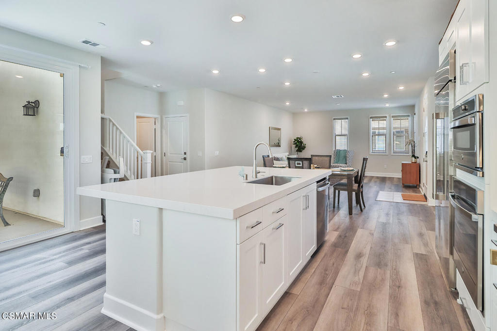 3068 Harrison Lane