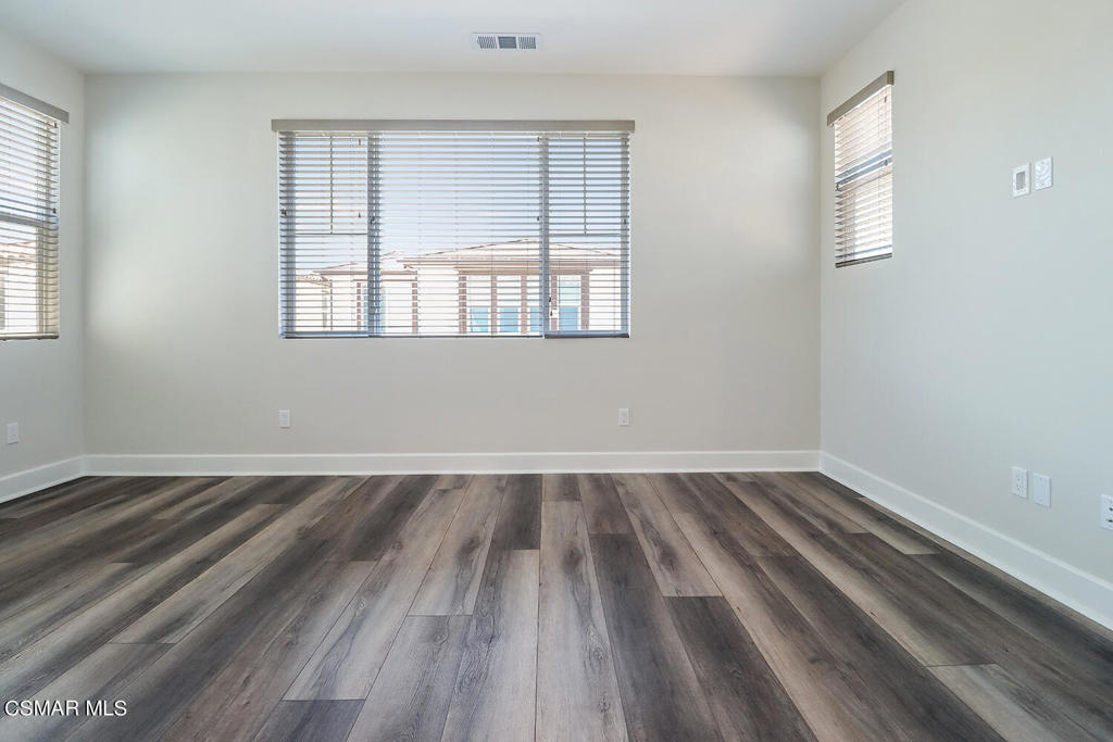 3068 Harrison Lane