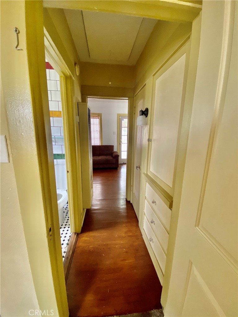 967 E Thompson Boulevard