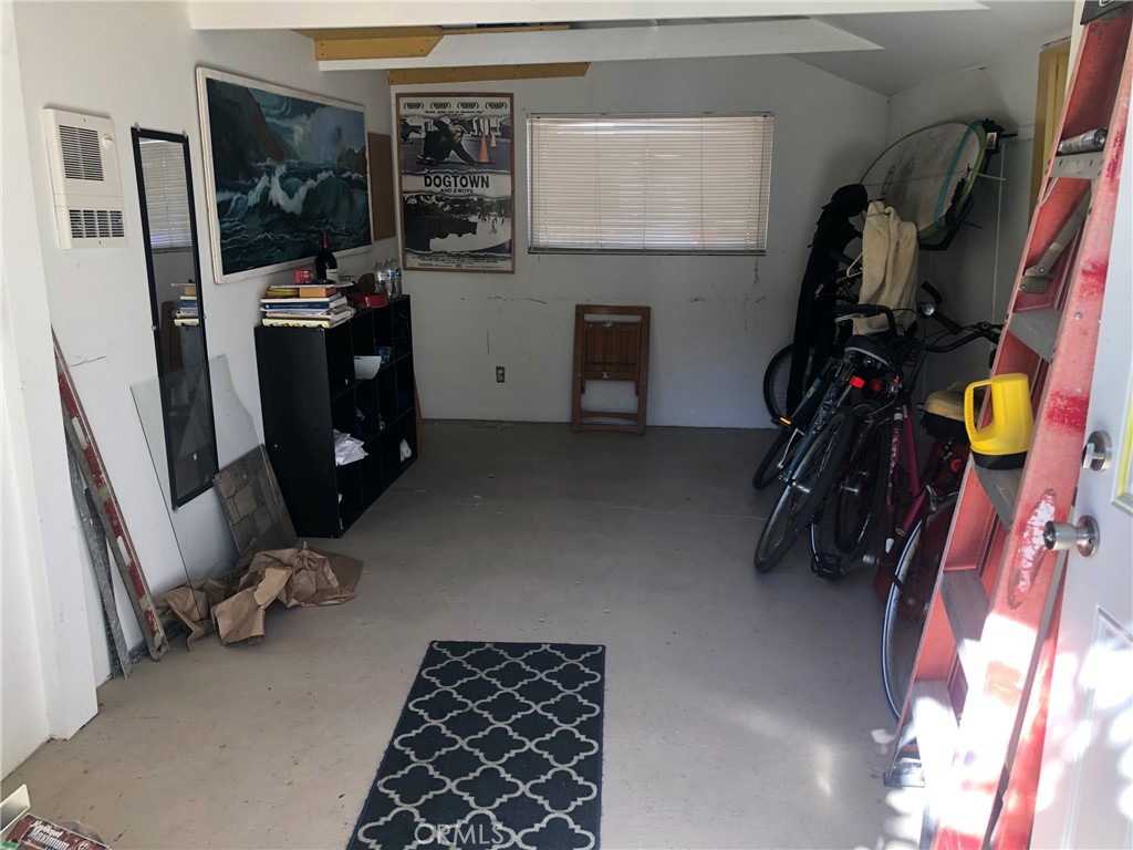 967 E Thompson Boulevard