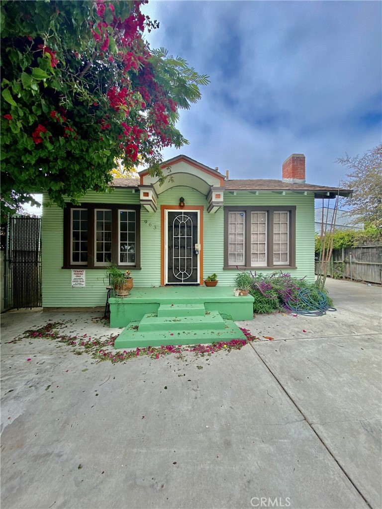 967 E Thompson Boulevard