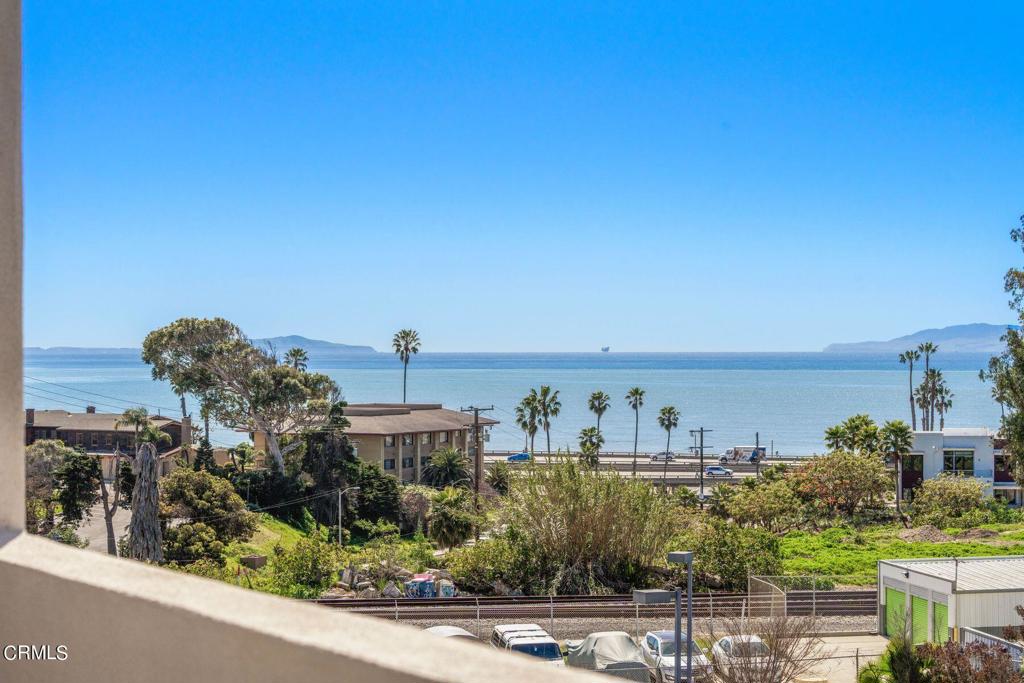 1260 E Thompson Boulevard 101