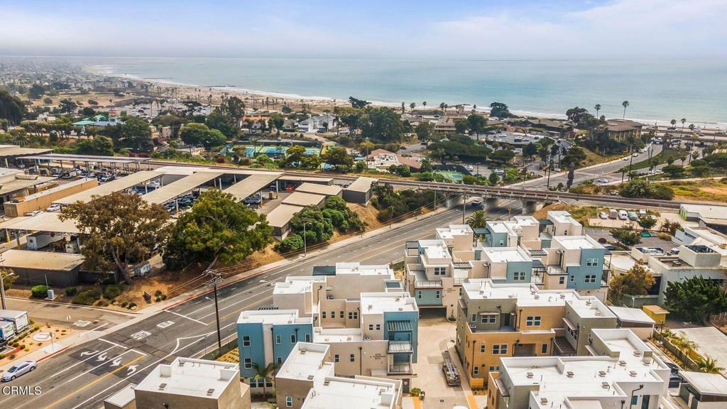 1260 E Thompson Boulevard 101